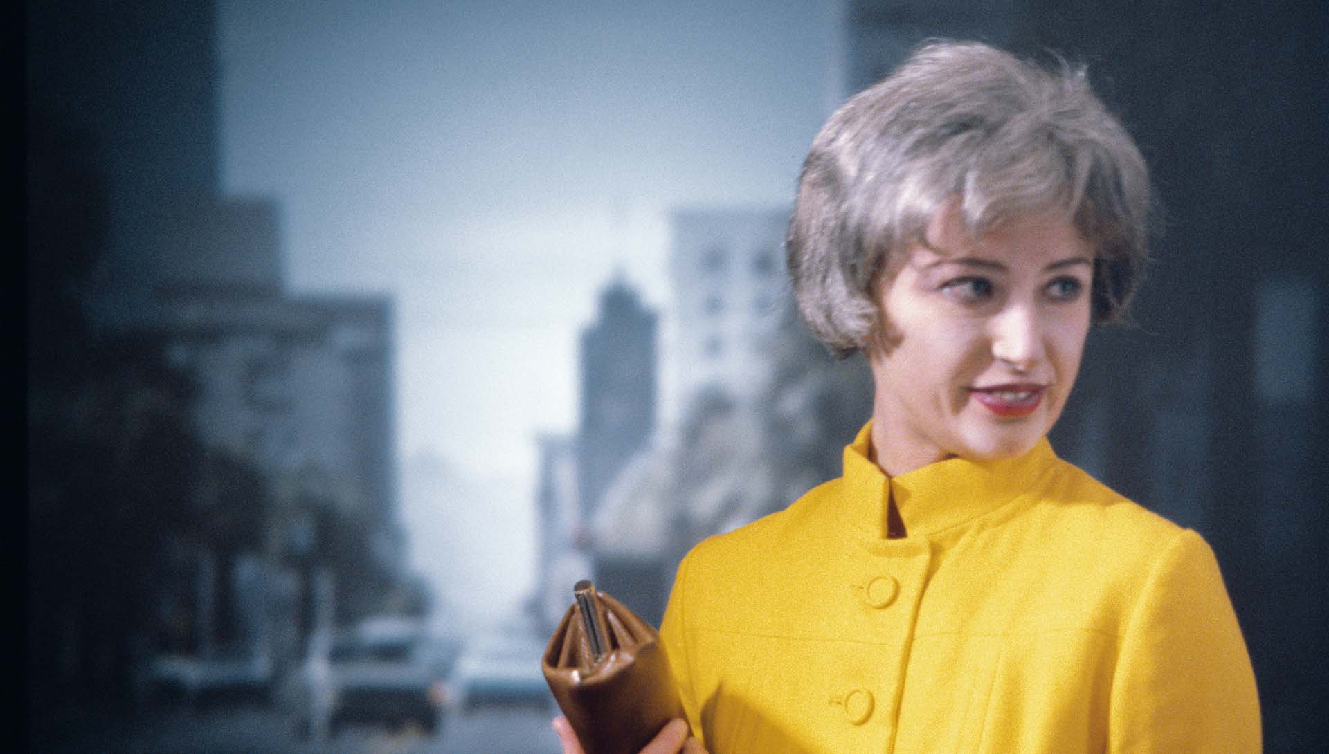 Cindy Sherman Untitled #74 - 1980 Épreuve couleur chromogène 40,6 x 61 cm Barbara & Richard S Lane - Courtesy de l'artiste et Metro Pictures, New York