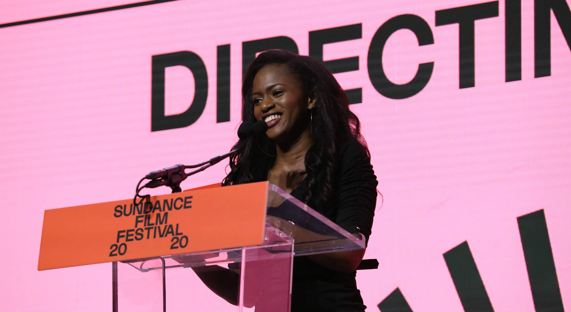 Maïmouna Doucouré primée le 1er février 2020 lors de la cérémonie de remise des prix du festival Sundance -  Crédits 2020 Sundance Institute - Jovelle Tamayo