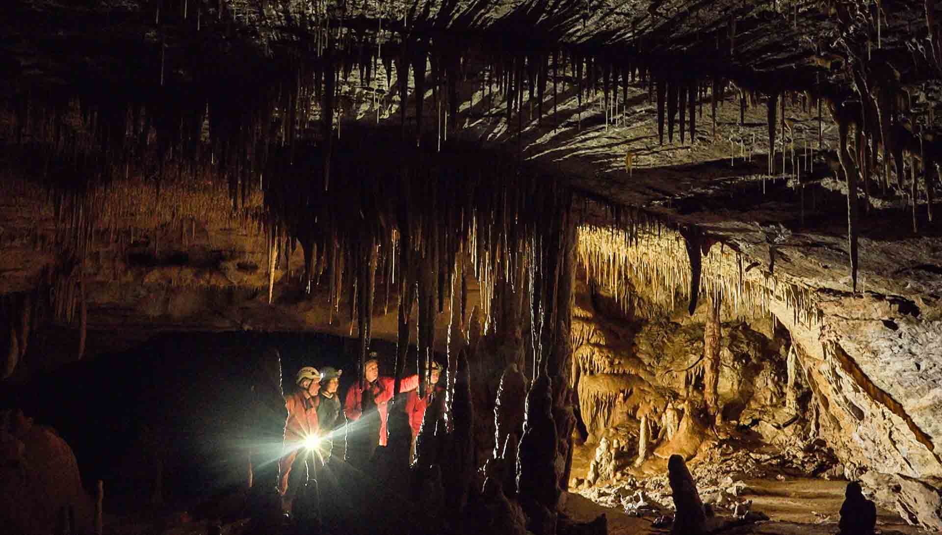 A la découverte de la grotte de Bruniquel CNC — free download