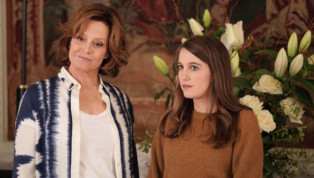 Sigourney Weaver et Fanny Sidney dans l'épisode 5 de la saison 4 de Dix pour cent