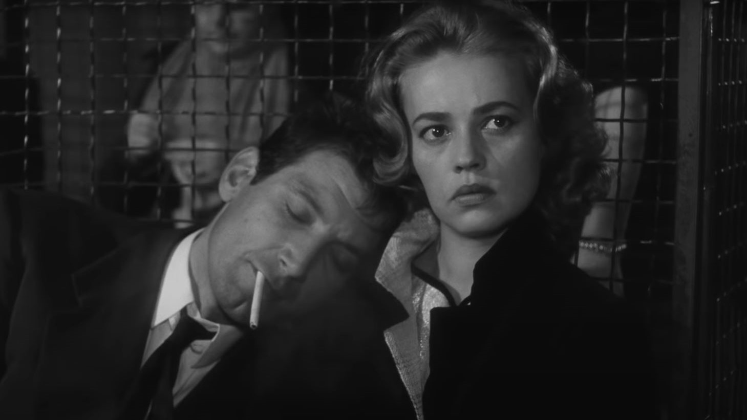 Jeanne Moreau et Maurice Ronet dans Ascenseur pour l'échafaud de Louis Malle. 