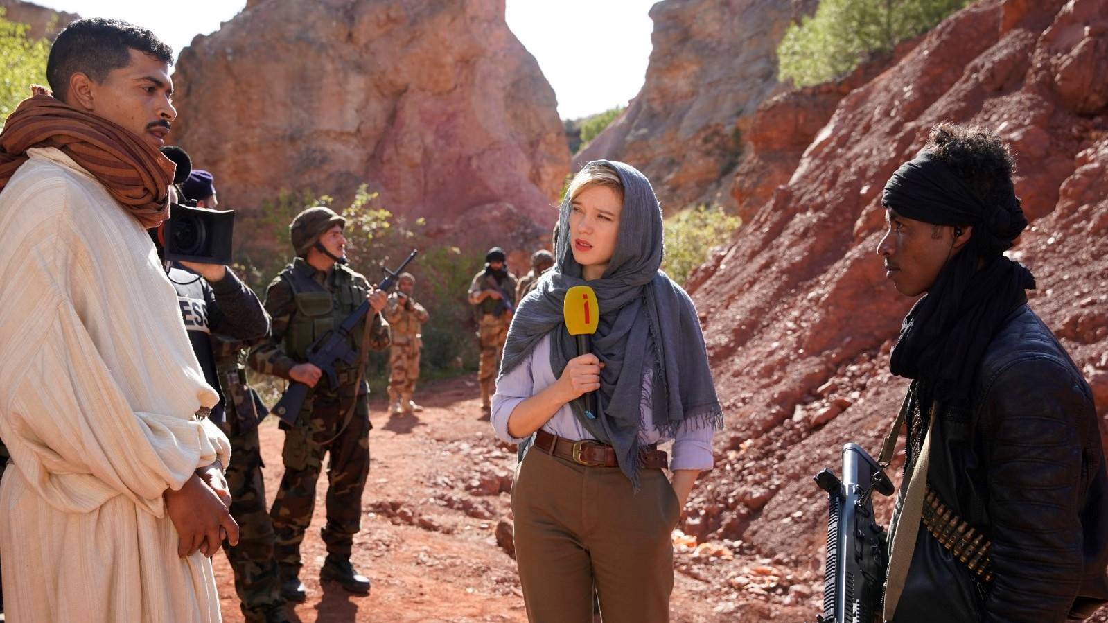 Léa Seydoux a joué aux côtés d'acteurs non-professionnels dans France de Bruno Dumont. 