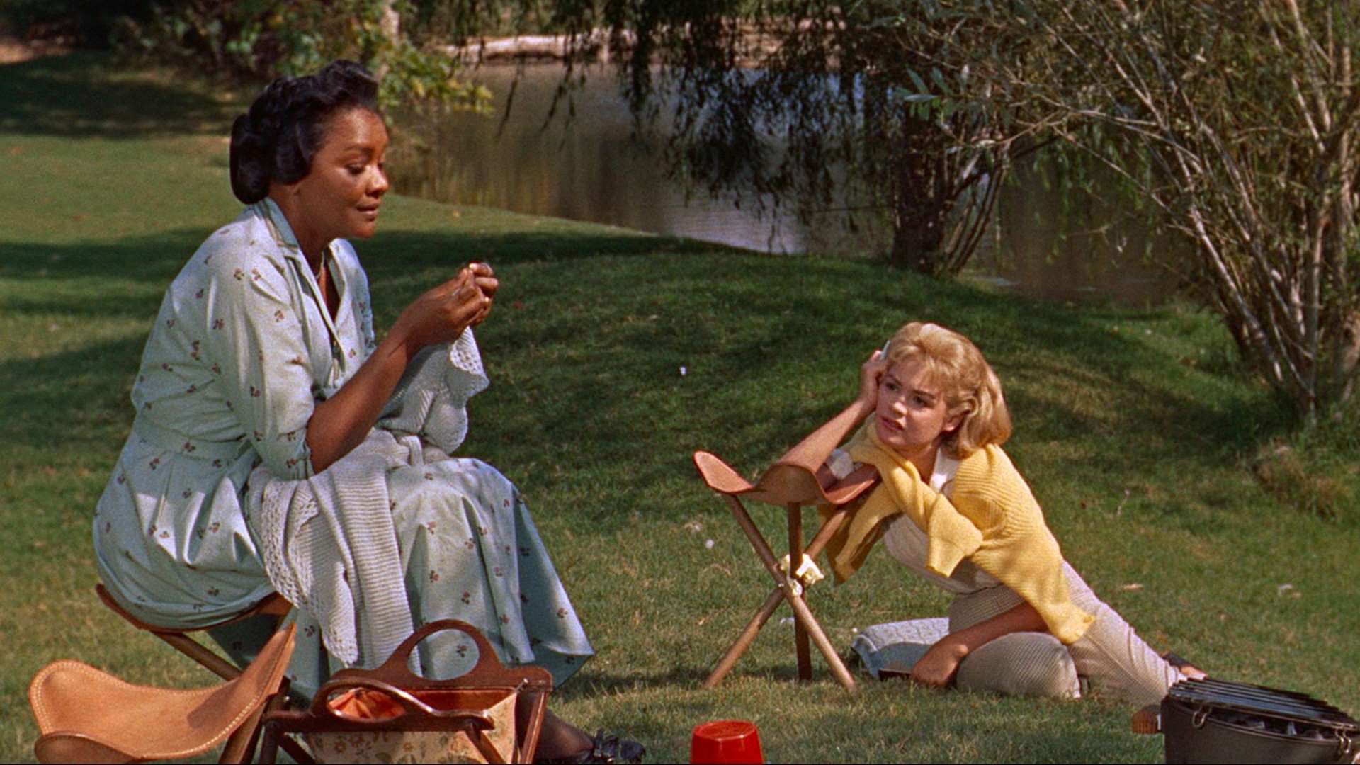 Juanita Moore et Sandra Dee dans « Imitation of Life » de Douglas Sirk.