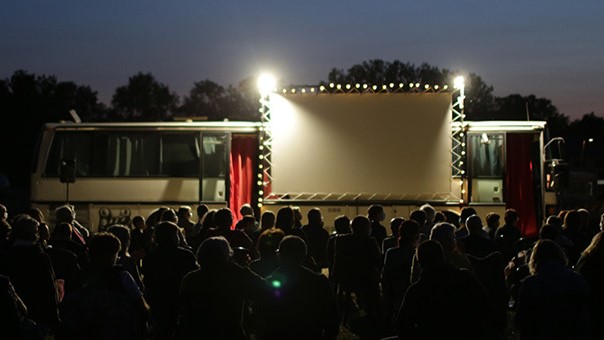 Le plein de Super fait partager les joies du cinéma itinérant sur les routes des Pays de la Loire jusqu'au 17 septembre.