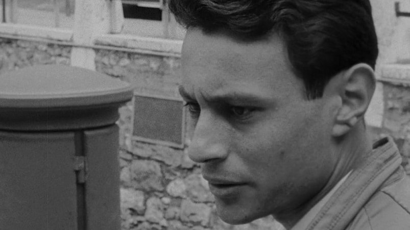 Michel Subor dans « Le Petit soldat » (1963) de Jean-Luc Godard.