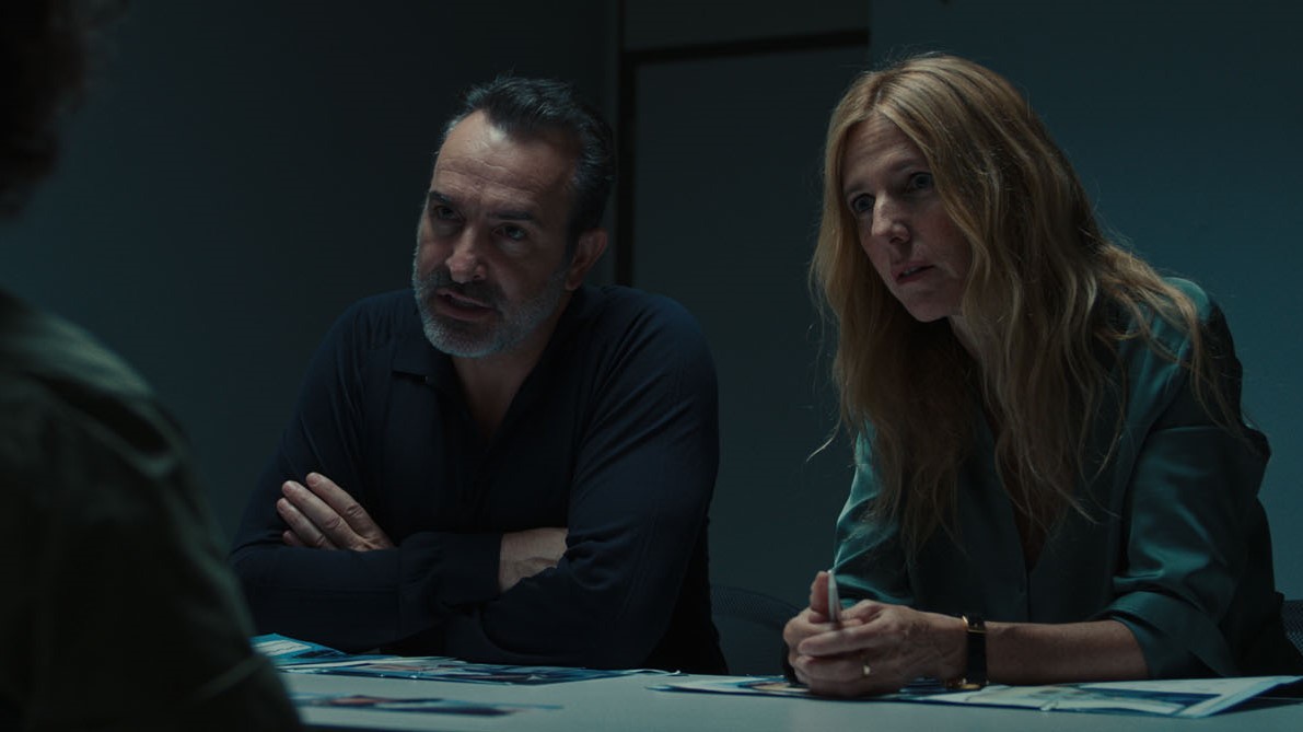 Jean Dujardin et Sandrine Kiberlain dans « Novembre ».