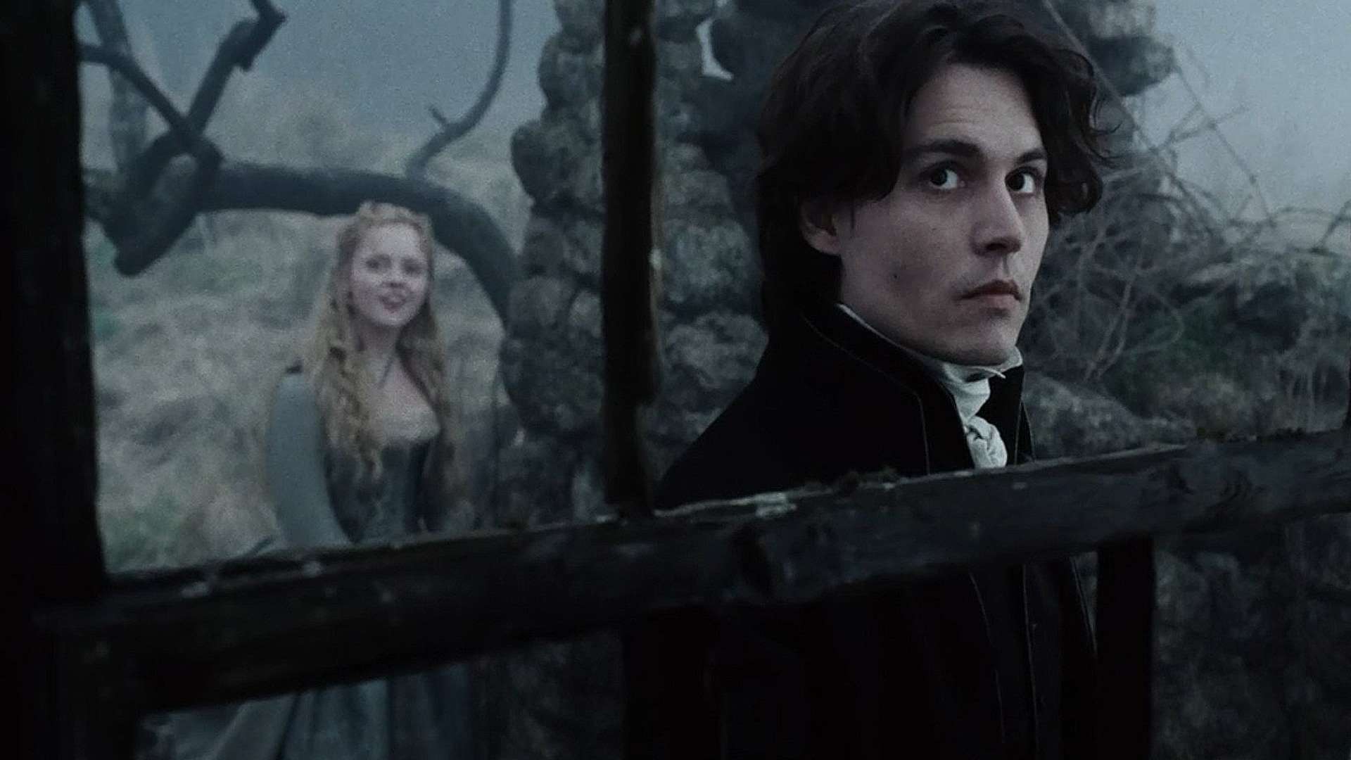Christina Ricci et Johnny Depp dans « Sleepy Hollow, la légende du cavalier sans tête » de Tim Burton.