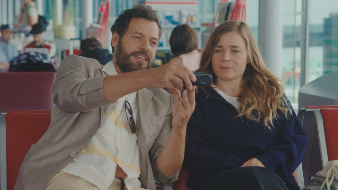 Blanche Gardin et Laurent Lafitte dans « Tout le monde aime Jeanne » de Céline Devaux.