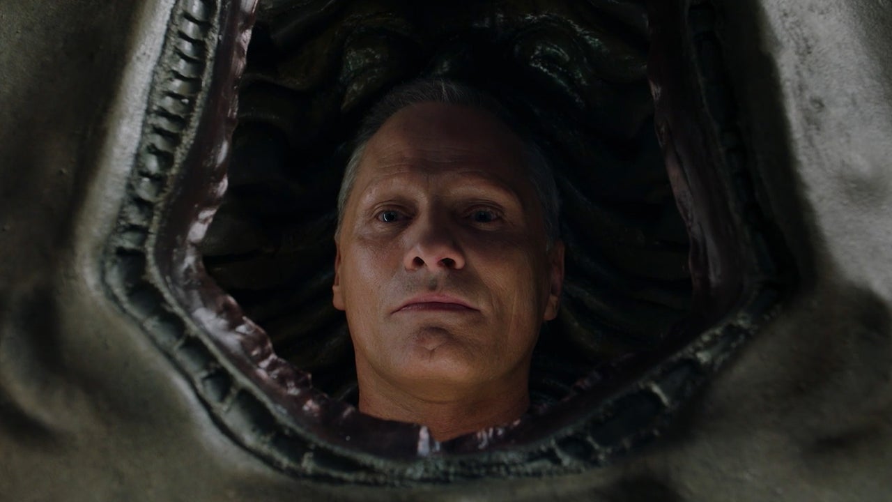 Viggo Mortensen dans « Les Crimes du futur » de David Cronenberg.