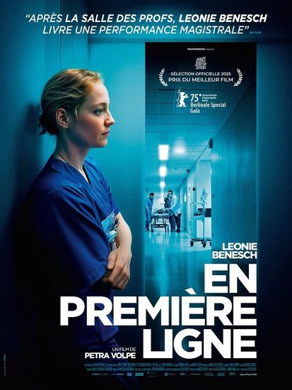 Affiche de En première ligne réalisé par Petra Biondina Volpe