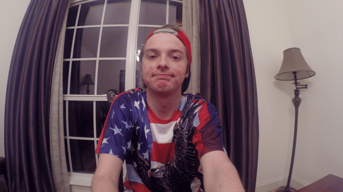 « High School Radical » réalisée et écrite par Max Laulom