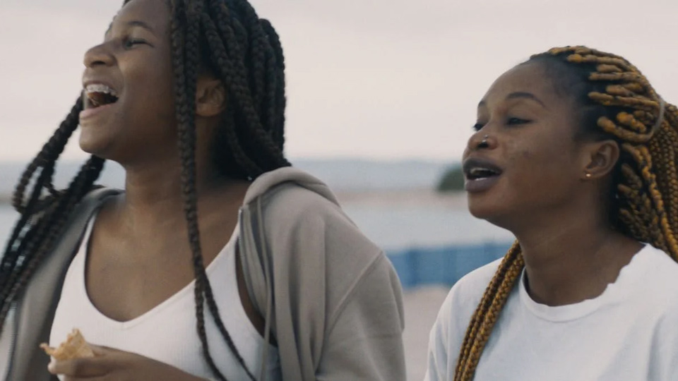 « Tout va bien » réalisé par Thomas Ellis