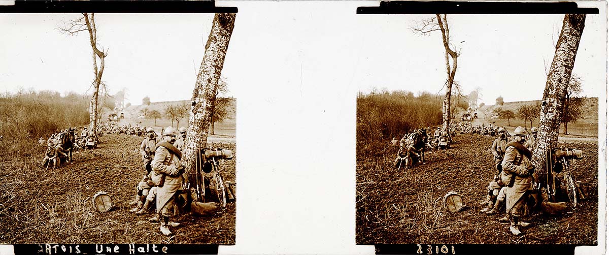 Série [Dans les tranchées de la guerre 1914-1918, photographies]. Plaque de verre stéréoscopiques