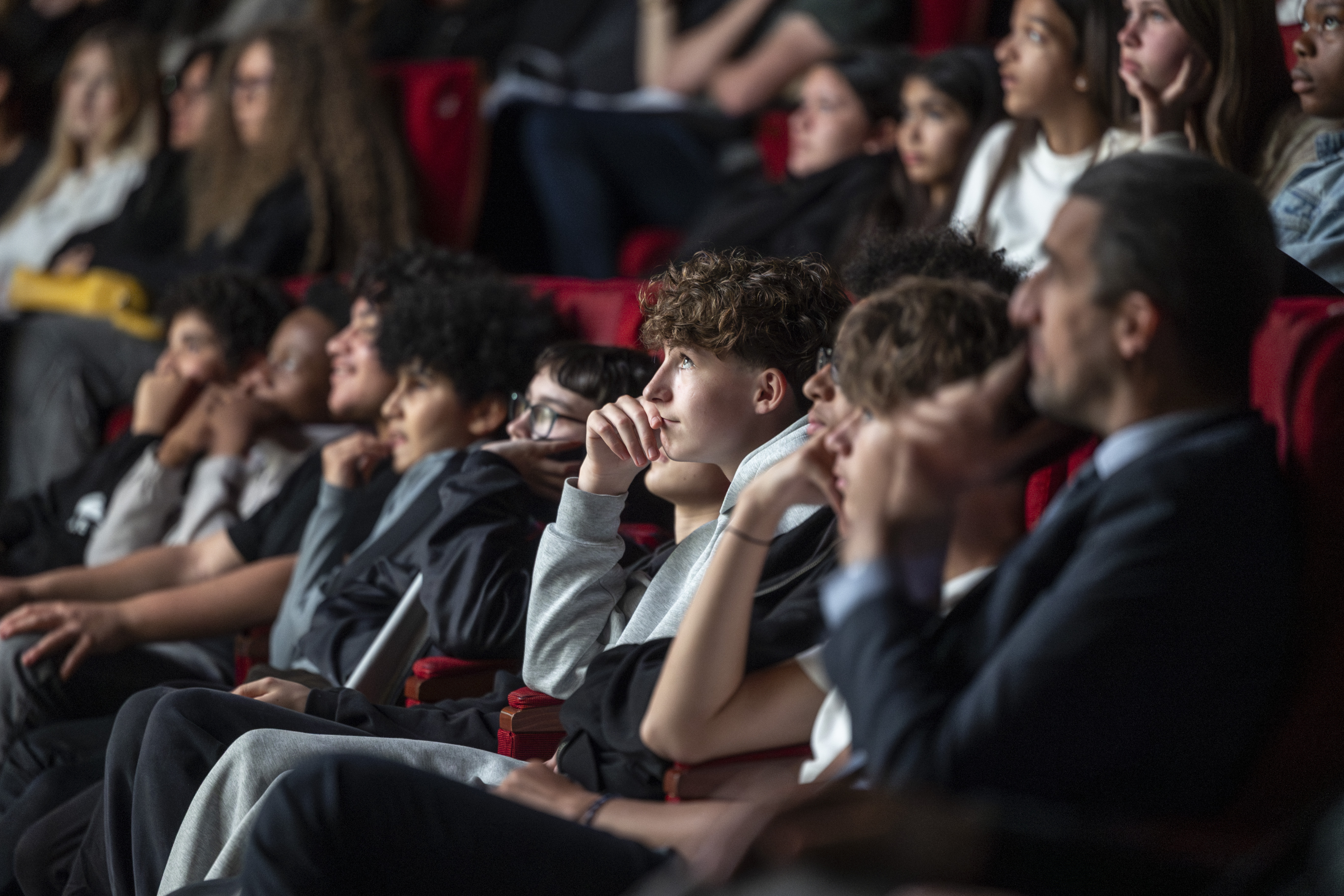 Les élèves du collège George Seurat durant la projection