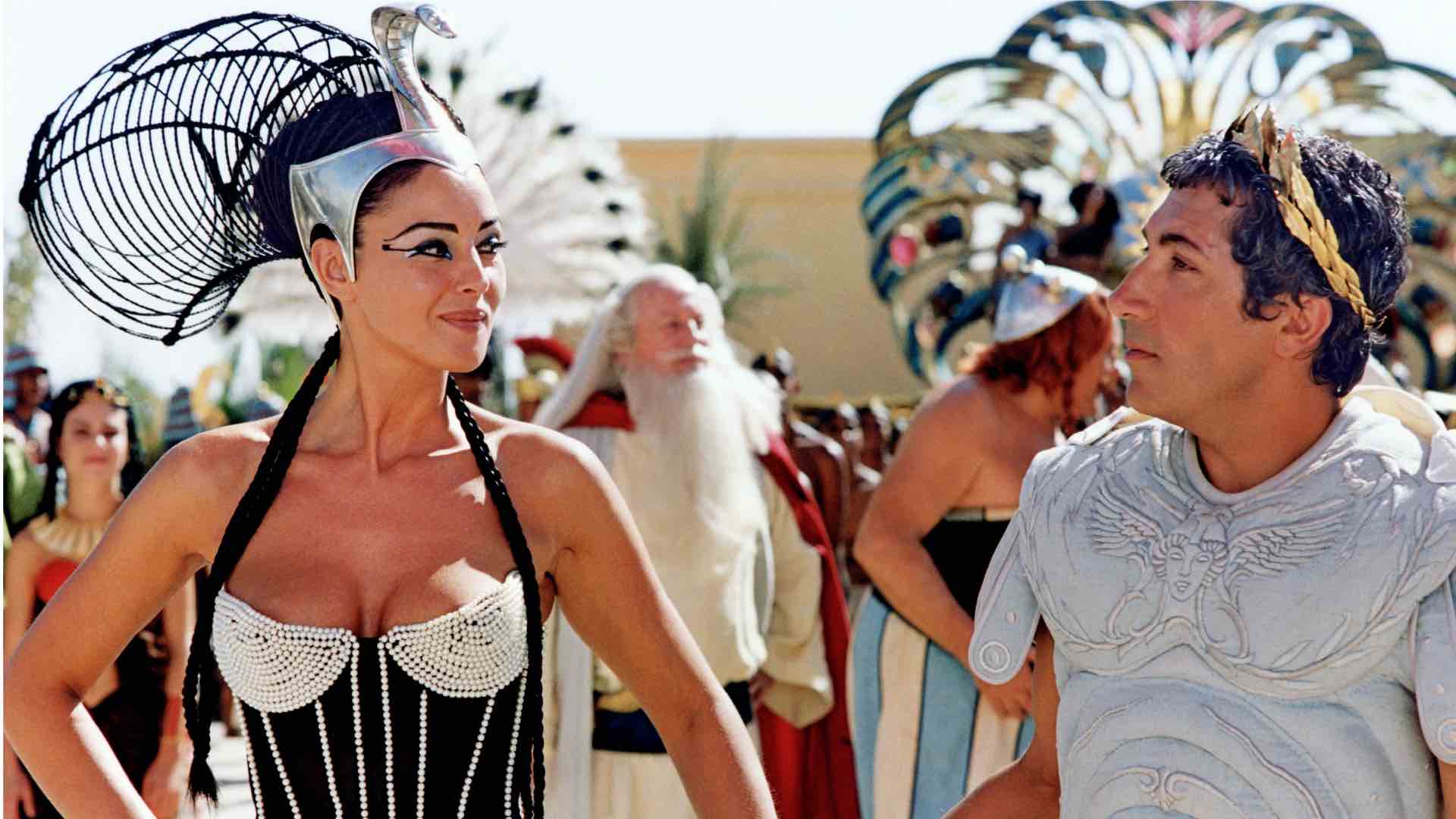 Monica Belluci et Alain Chabat dans Astérix et Obélix Mission Cléopâtre