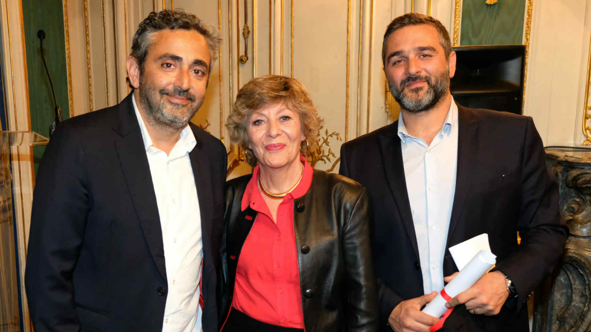 Eric Toledano, Olivier Nakache et Sophie Deschamps lors de la remise du prix Henri-Jeanson