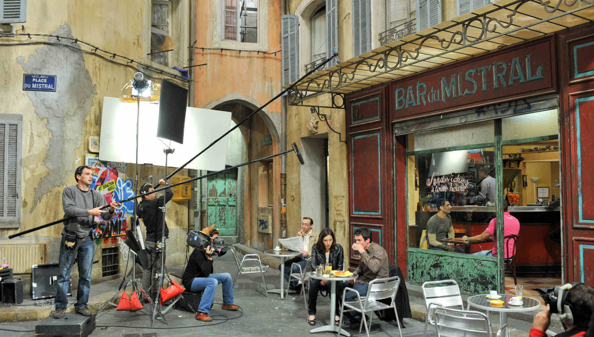 L Image De La Semaine Plus Belle La Vie Fete Ses 15 Ans Cnc L Image De La Semaine Plus Belle La Vie Fete Ses 15 Ans Cnc