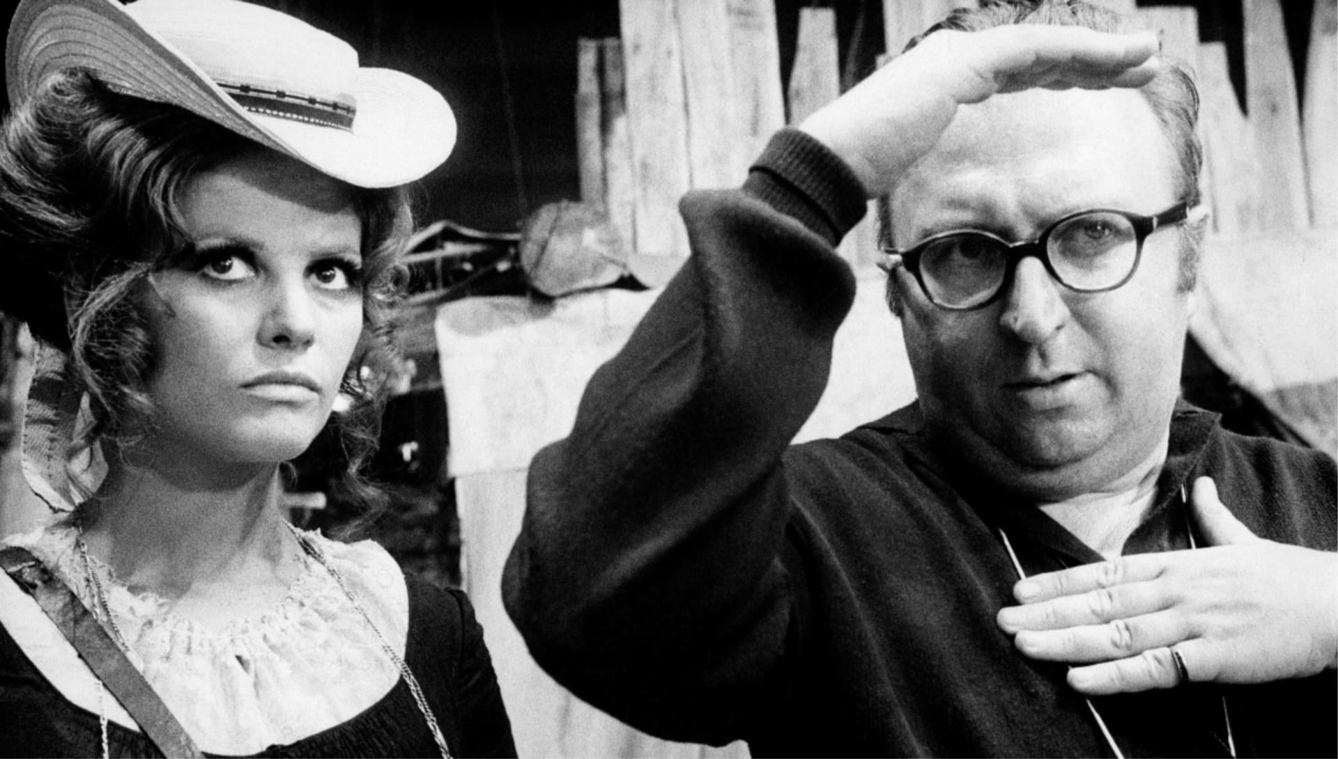 Sergio Leone et Claudia Cardinale (Prod DB Copyrigth Paramount